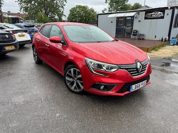 Used Renault Megane 2017 for sale - 78879013: Photo