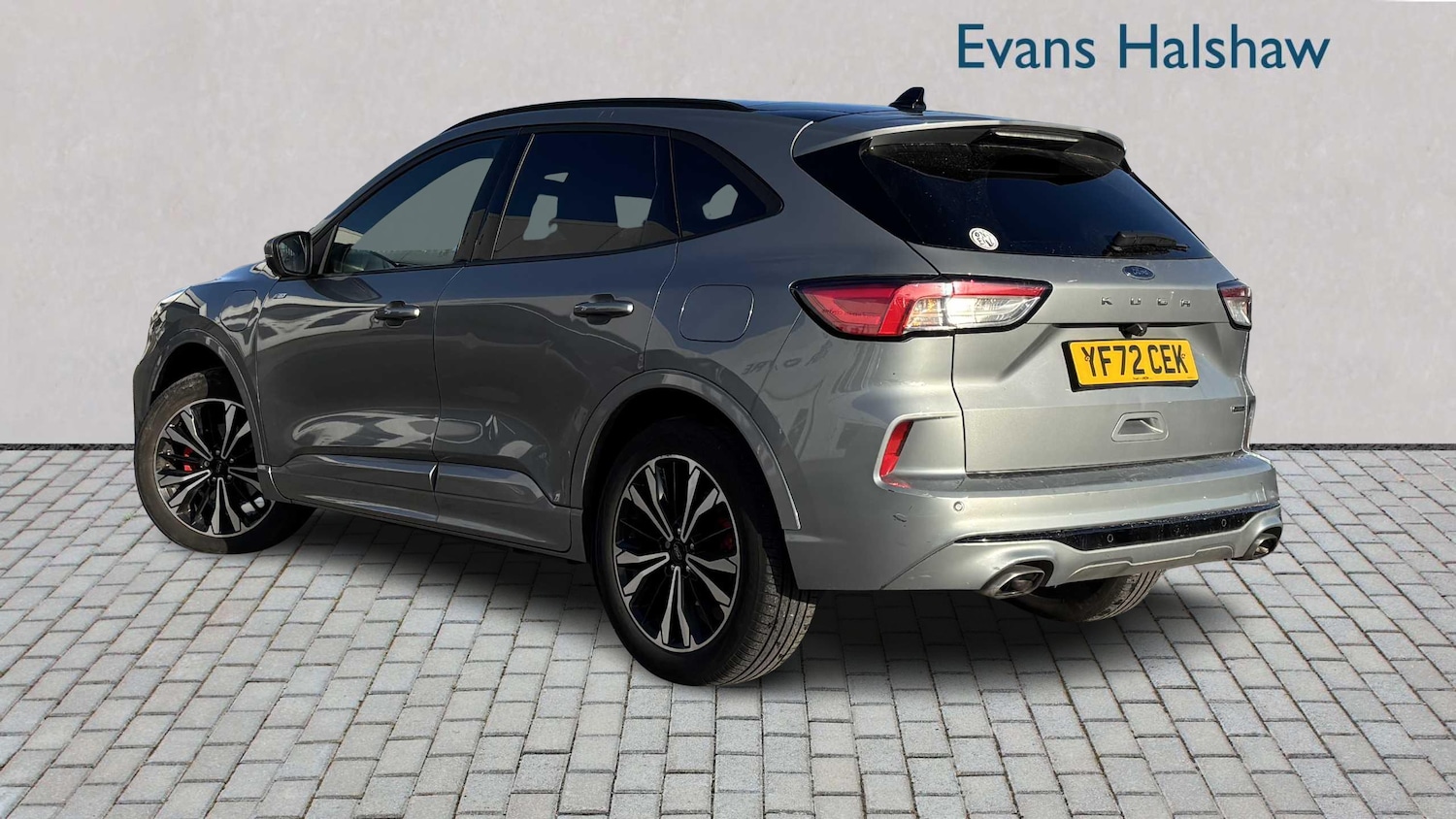 Used Ford Kuga 2022 for sale - 77011301: Photo 2