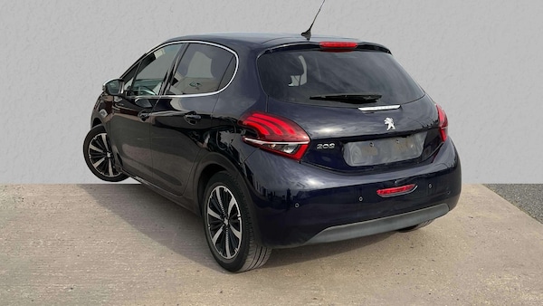 Used Peugeot 208 2019 for sale - 76218234: Photo 2