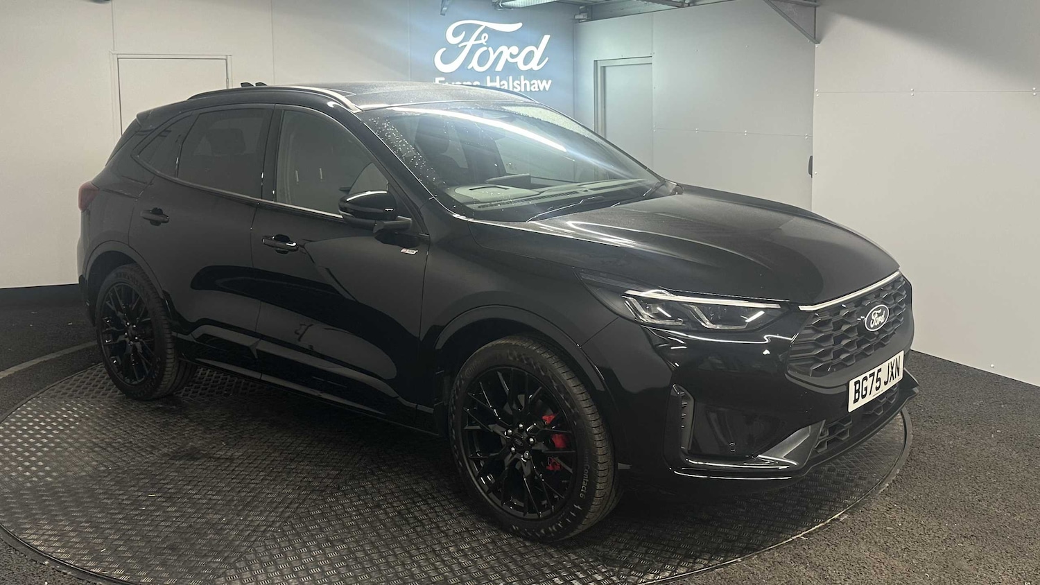 Used Ford Kuga 2025 for sale - 76889880: Photo 1