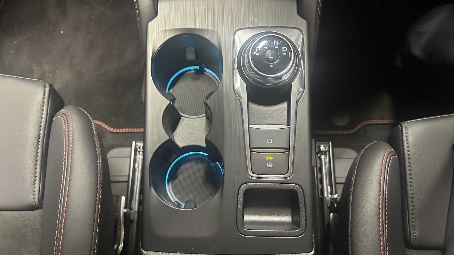 Used Ford Kuga 2025 for sale - 76889880: Photo 24