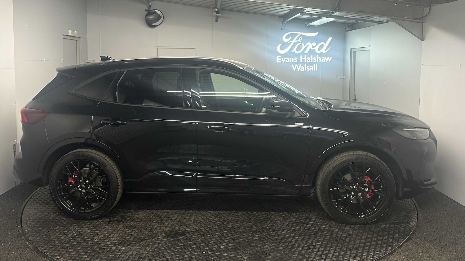 Used Ford Kuga 2025 for sale - 76889880: Photo 4