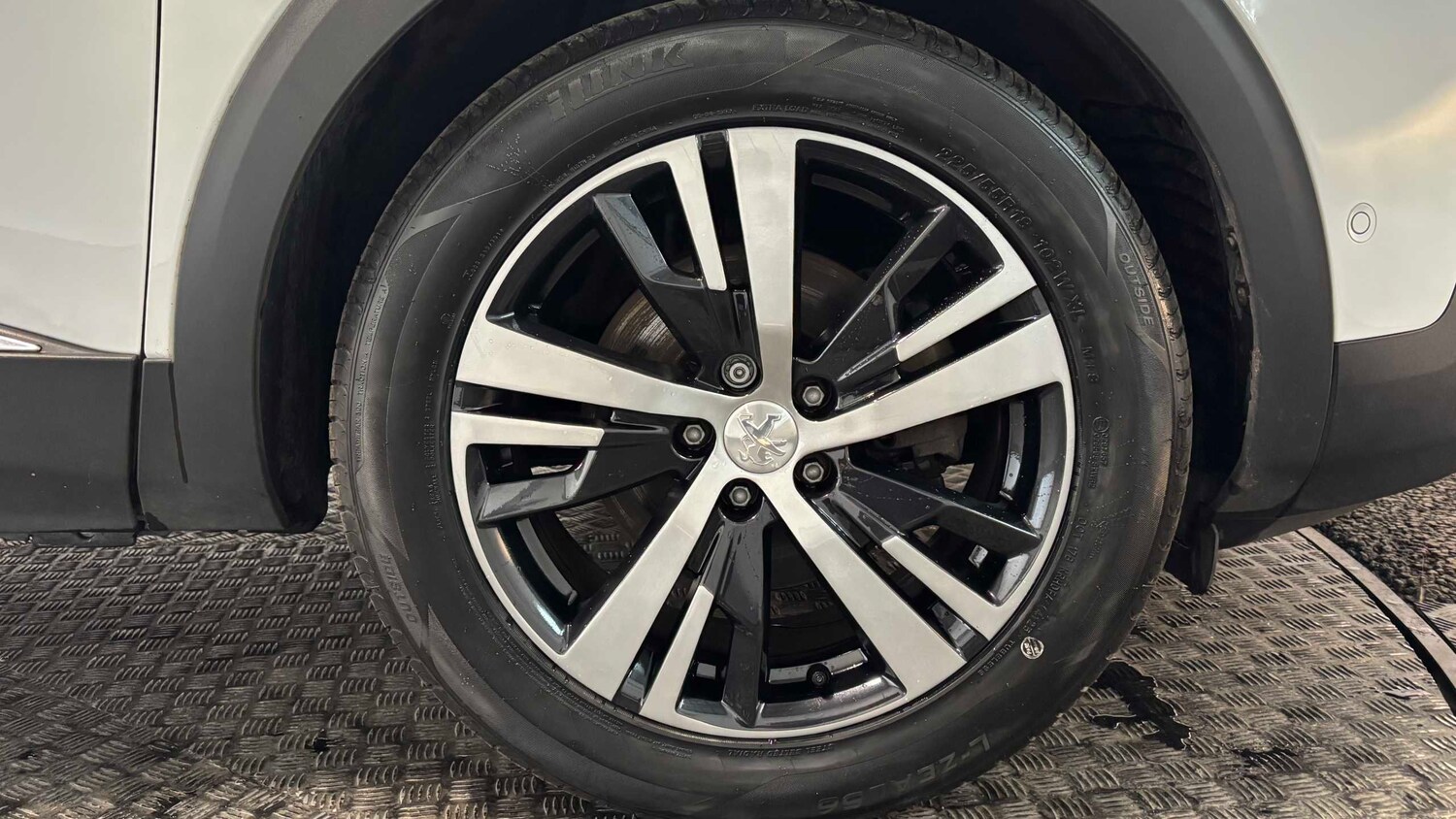 Used Peugeot 5008 2020 for sale - 77373645: Photo 10