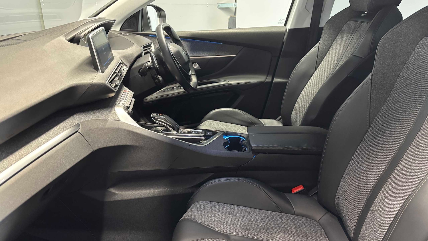 Used Peugeot 5008 2020 for sale - 77373645: Photo 30