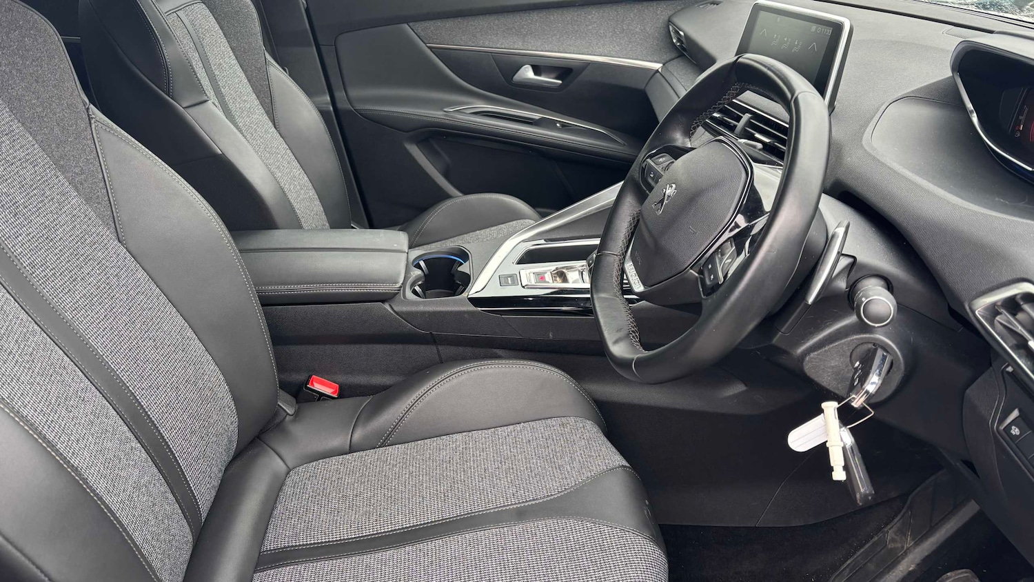 Used Peugeot 5008 2020 for sale - 77373645: Photo 7