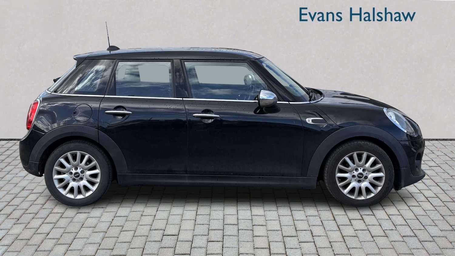Used MINI Hatch 2015 for sale - 77842458: Photo 3