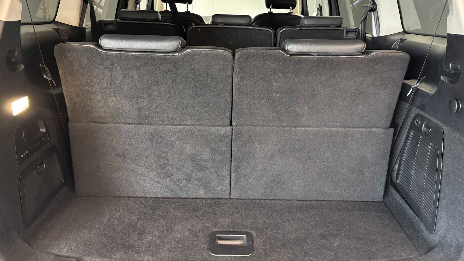 Used Ford Galaxy 2023 for sale - 76636733: Photo 31