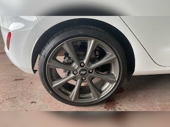 Used Ford Fiesta 2018 for sale - 76272180: Photo