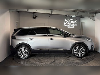Used Peugeot 5008 2020 for sale - 78967631: Photo