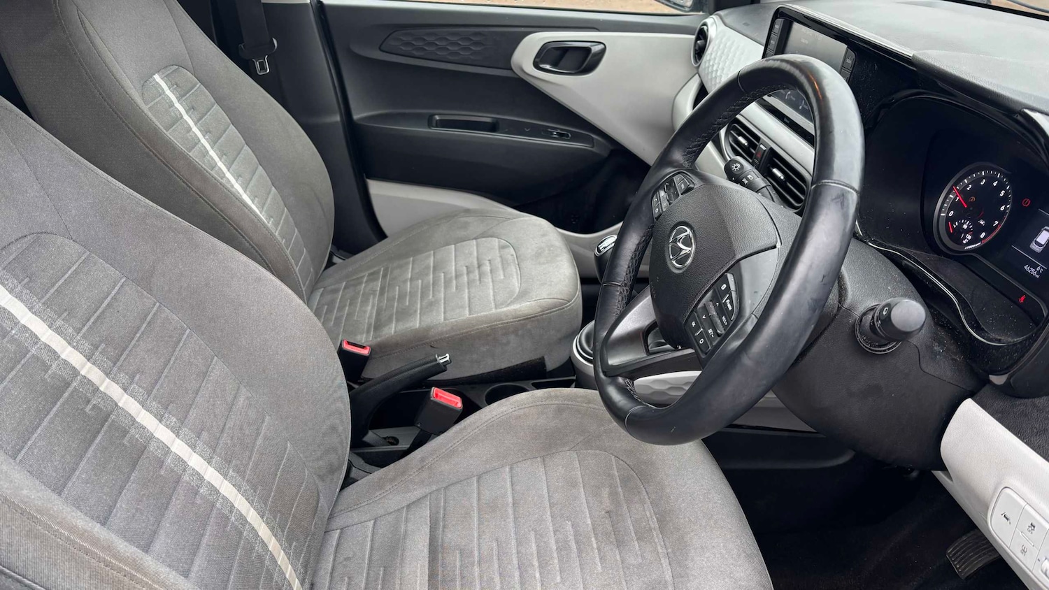 Used Hyundai i10 2022 for sale - 77443598: Photo 7