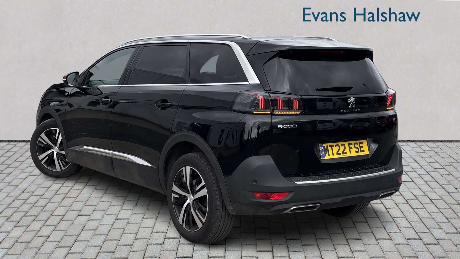 Used Peugeot 5008 2022 for sale - 77648879: Photo 2