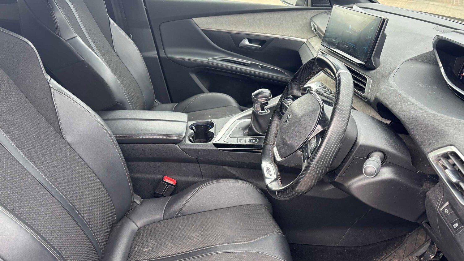 Used Peugeot 5008 2022 for sale - 77648879: Photo 7