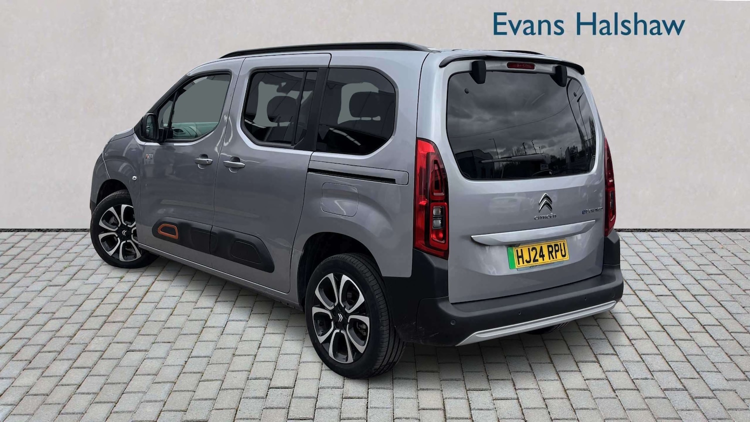 Used Citroen Berlingo 2024 for sale - 77913666: Photo 2