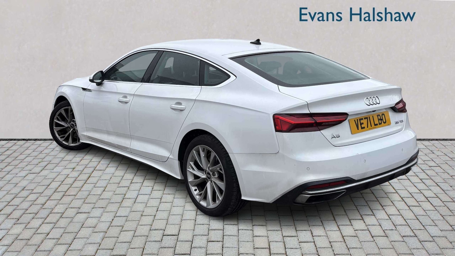 Used Audi A5 2022 for sale - 77862107: Photo 2