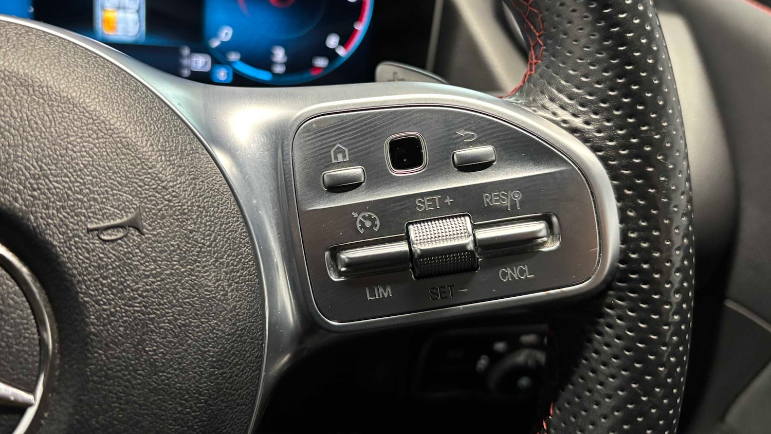 Used Mercedes-Benz B Class 2020 for sale - 76718079: Photo 17