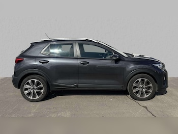 Used Kia Stonic 2019 for sale - 75903142: Photo