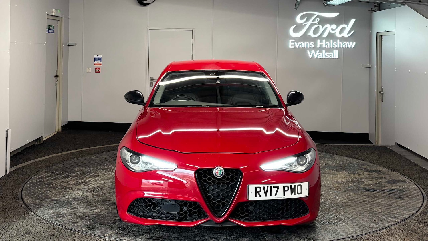 Used Alfa Romeo Giulia 2017 for sale - 77726657: Photo 2