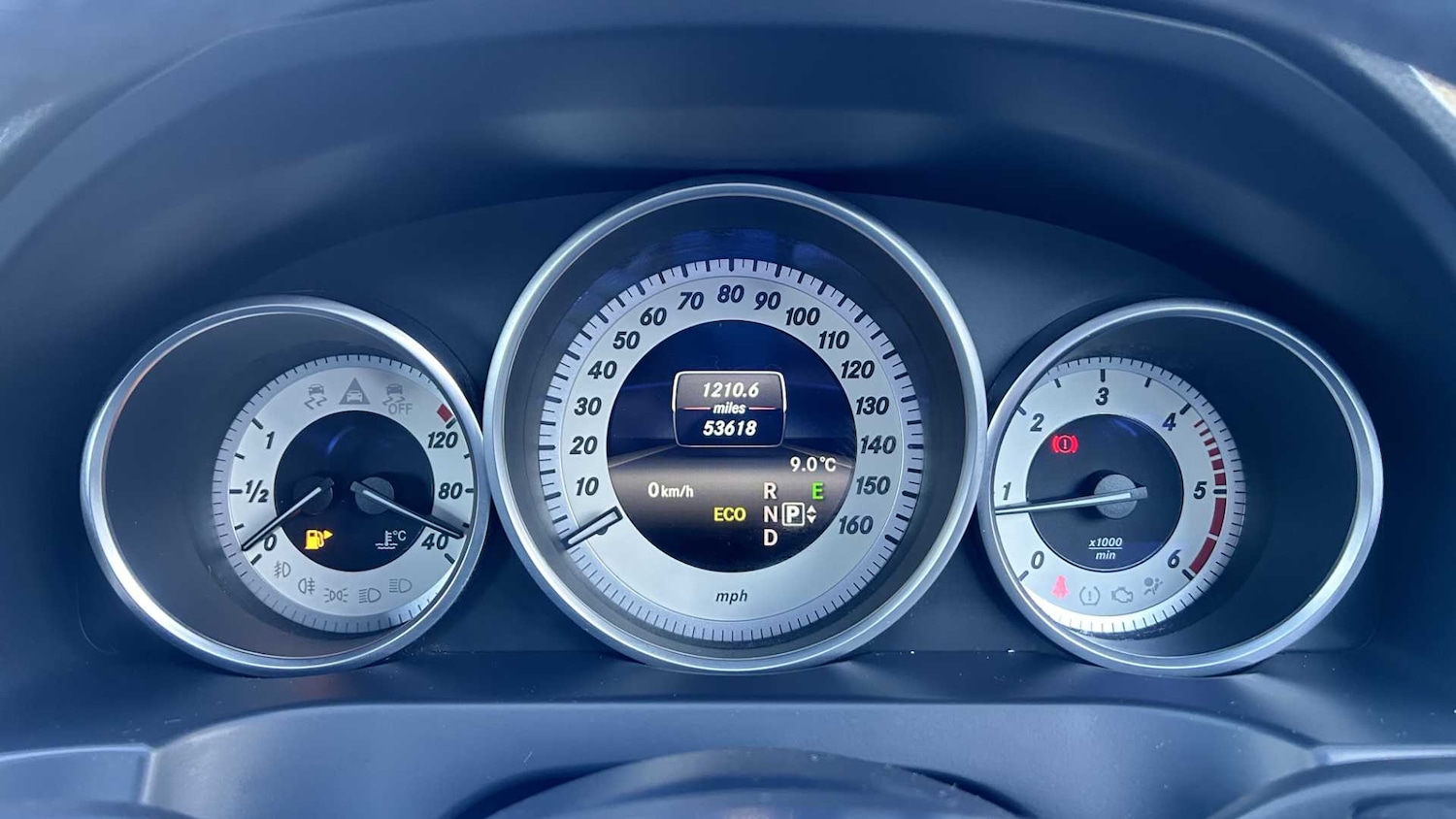 Used Mercedes-Benz E-Class 2016 for sale - 76075359: Photo 19