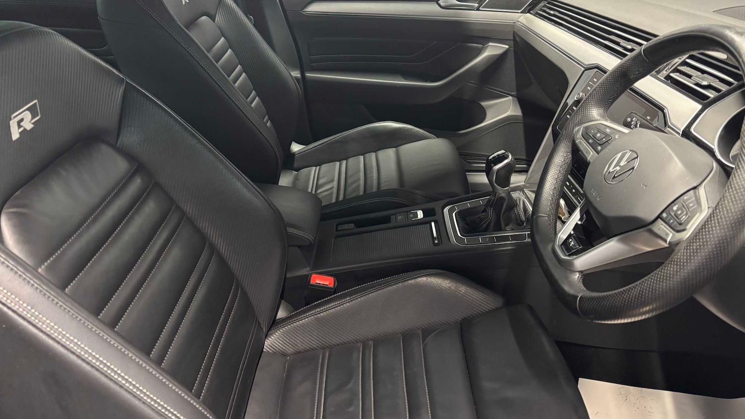 Used Volkswagen Passat 2020 for sale - 76576083: Photo 14