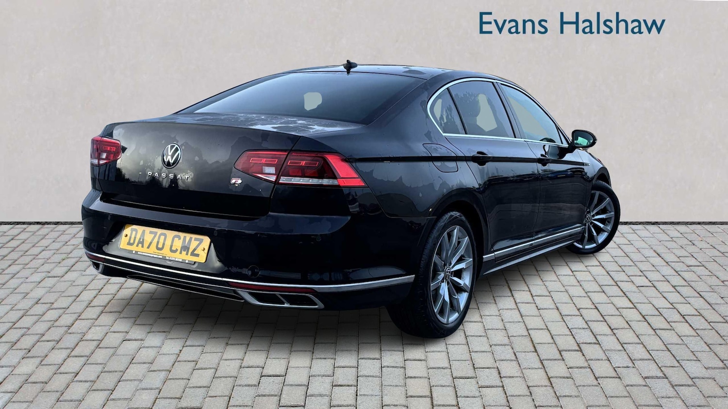 Used Volkswagen Passat 2020 for sale - 76576083: Photo 2