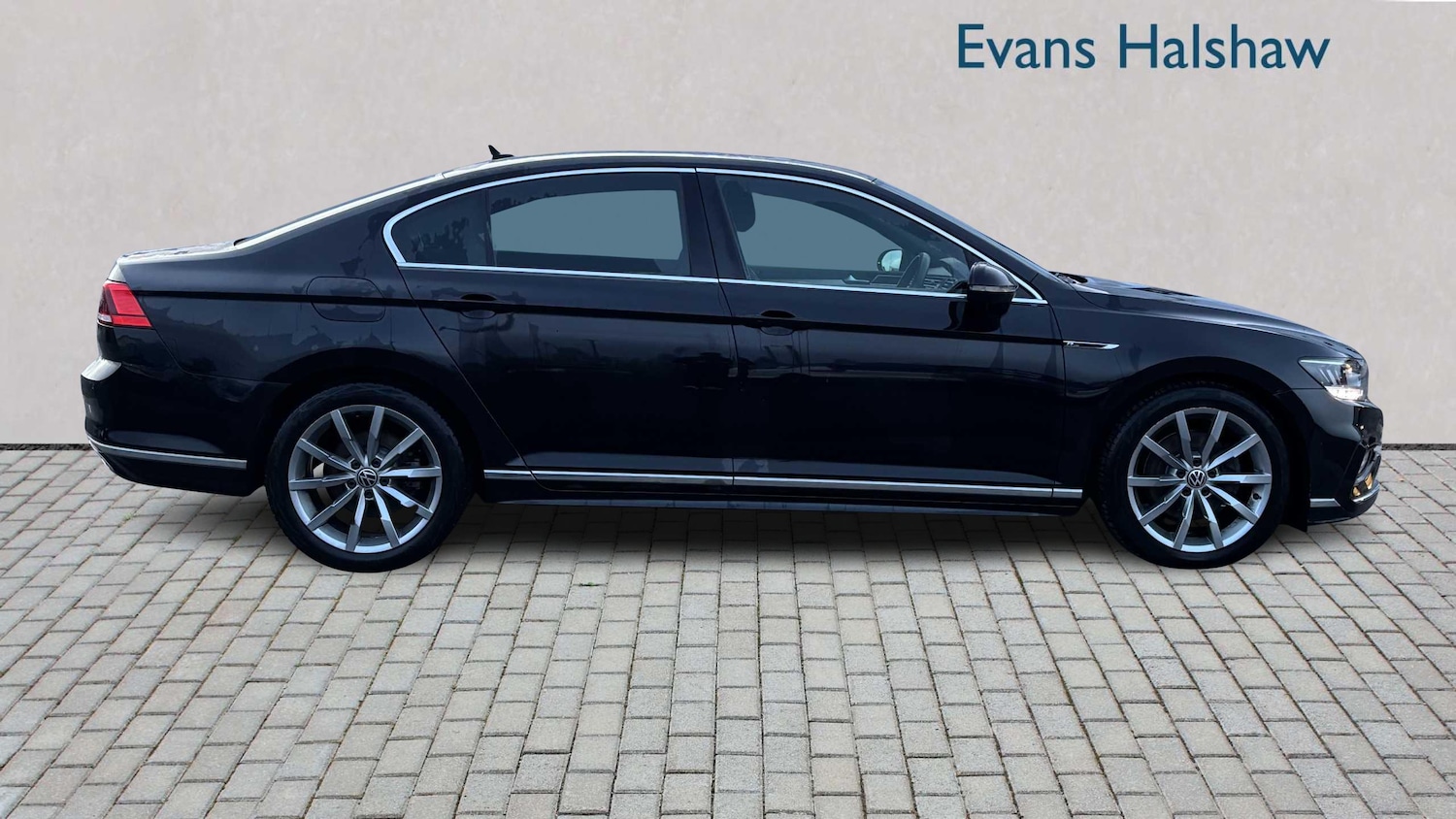 Used Volkswagen Passat 2020 for sale - 76576083: Photo 3