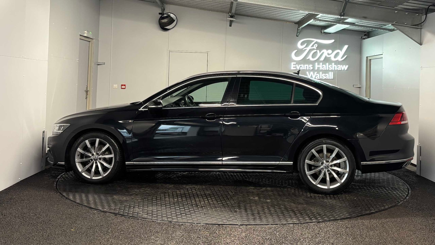 Used Volkswagen Passat 2020 for sale - 76576083: Photo 8