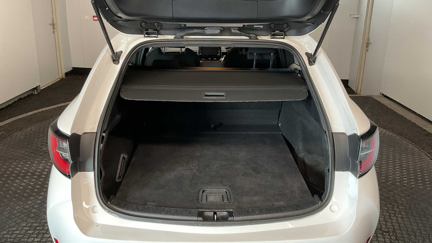 Used Toyota Corolla 2022 for sale - 76004443: Photo 30