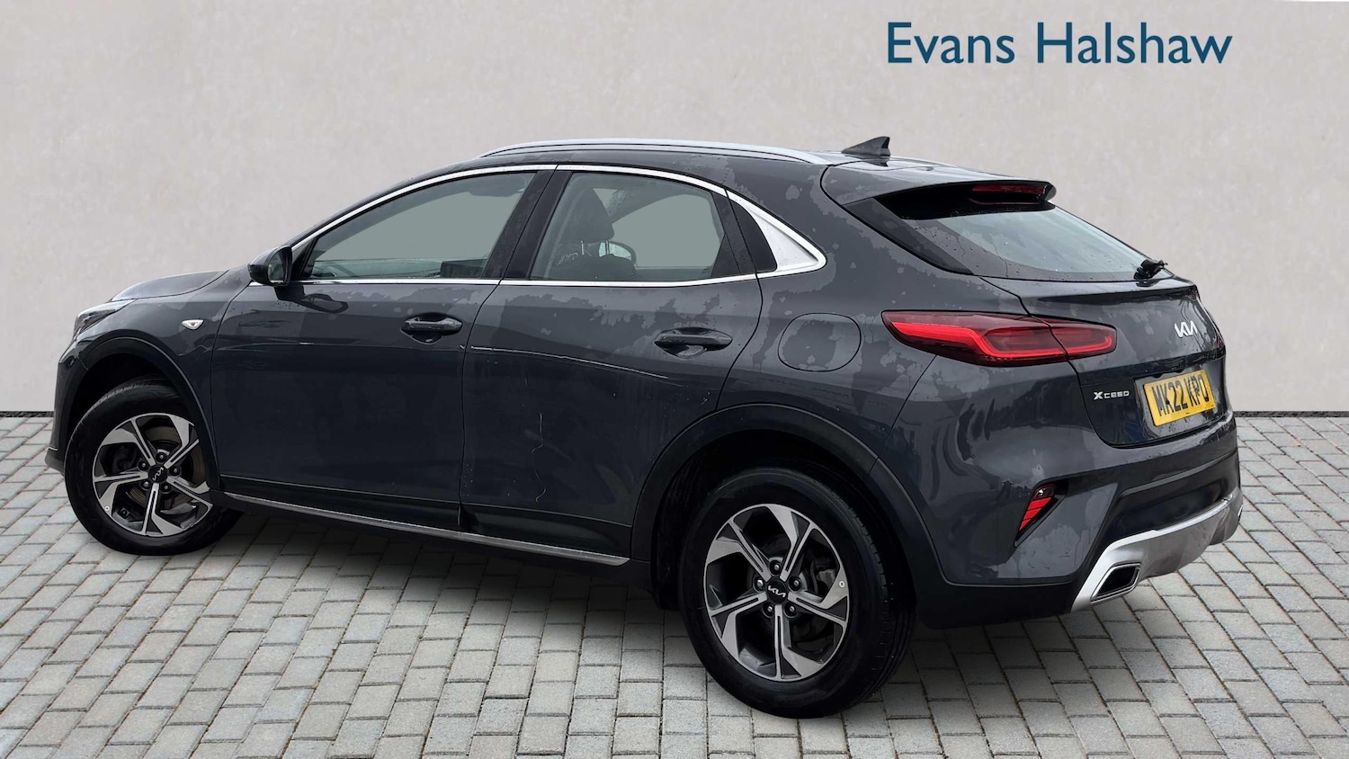 Used Kia XCeed 2022 for sale - 77076573: Photo 2