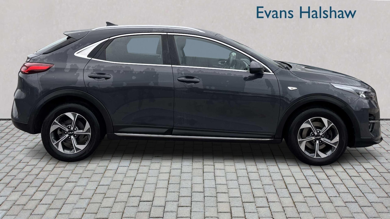 Used Kia XCeed 2022 for sale - 77076573: Photo 3