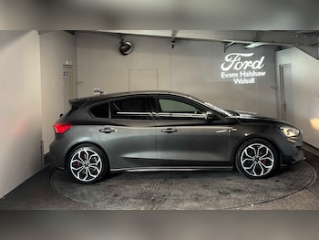 Used Ford Focus 2019 for sale - 78352023: Photo