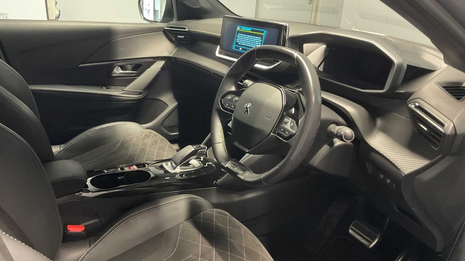 Used Peugeot 208 2021 for sale - 76329202: Photo 13