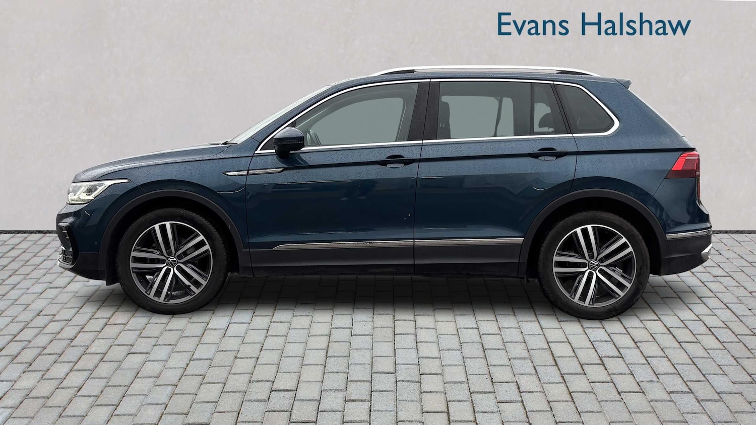 Used Volkswagen Tiguan 2020 for sale - 76789459: Photo 3