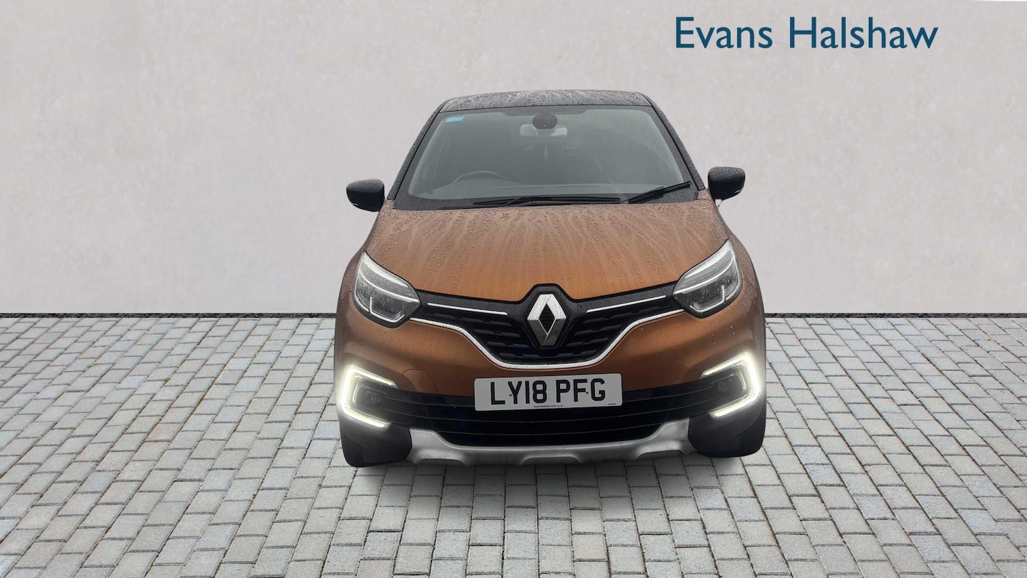 Used Renault Captur 2018 for sale - 77282050: Photo 4