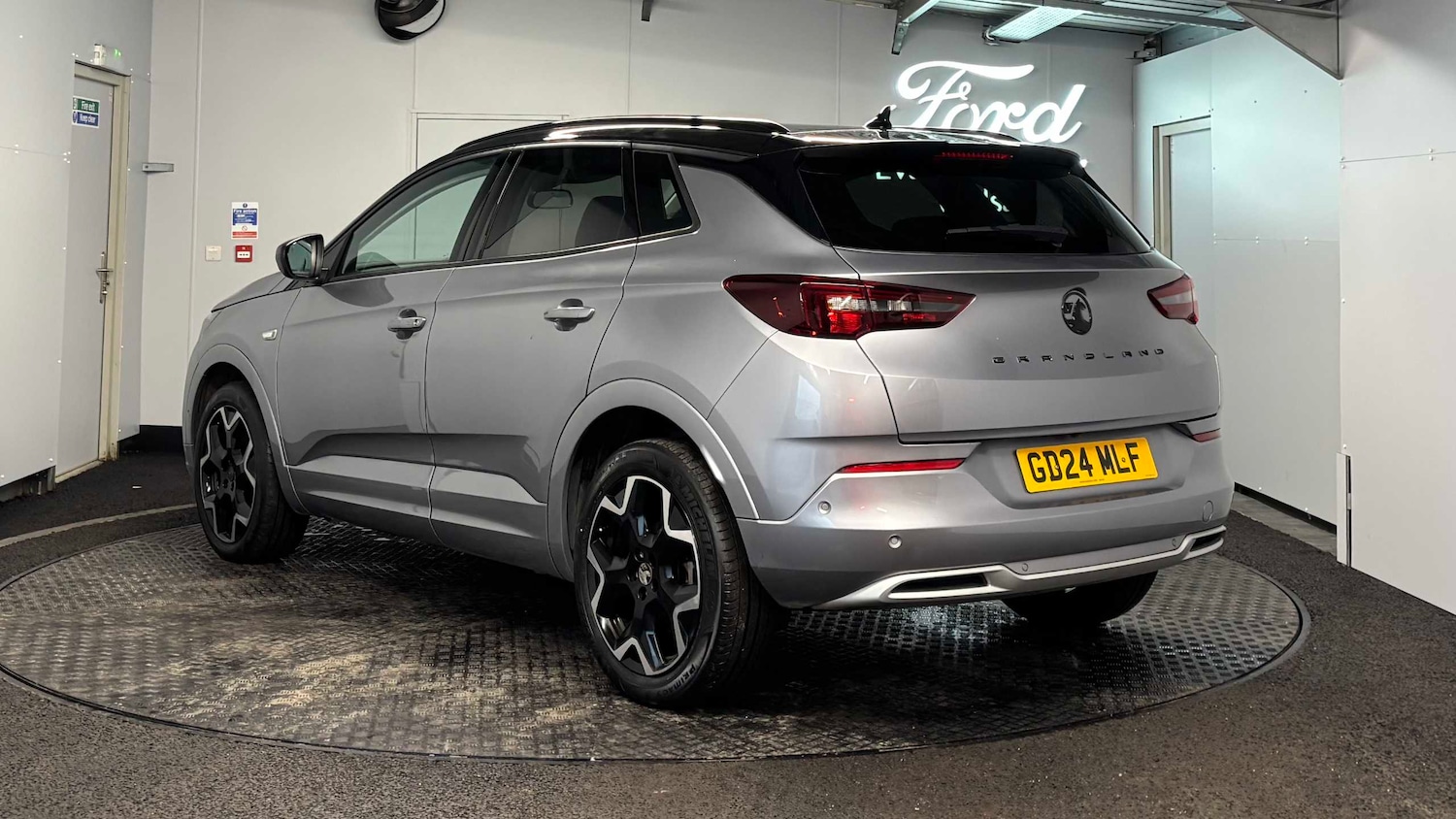 Used Vauxhall Grandland 2024 for sale - 76842938: Photo 7