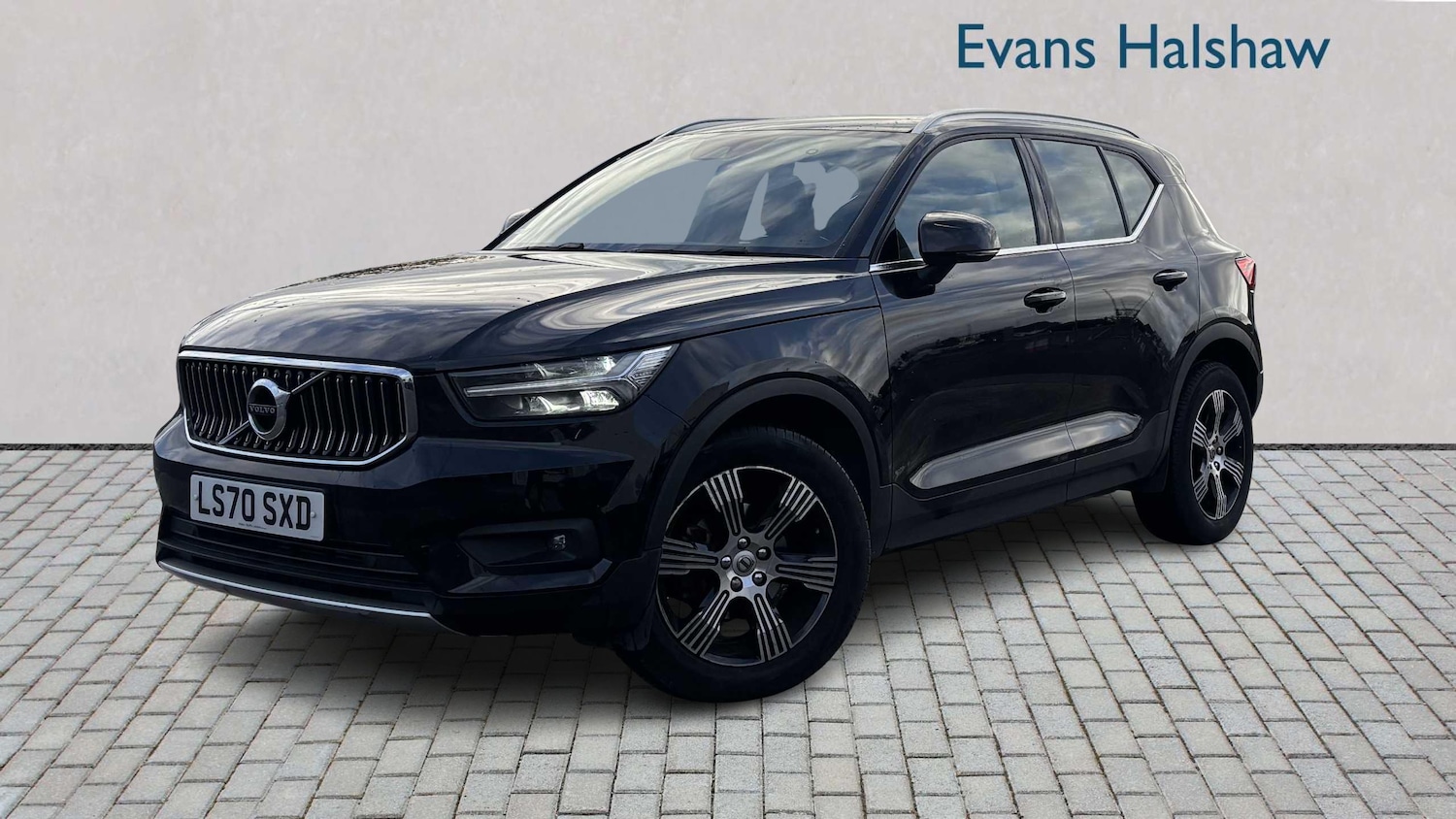 Used Volvo XC40 2020 for sale - 76916072: Photo 1