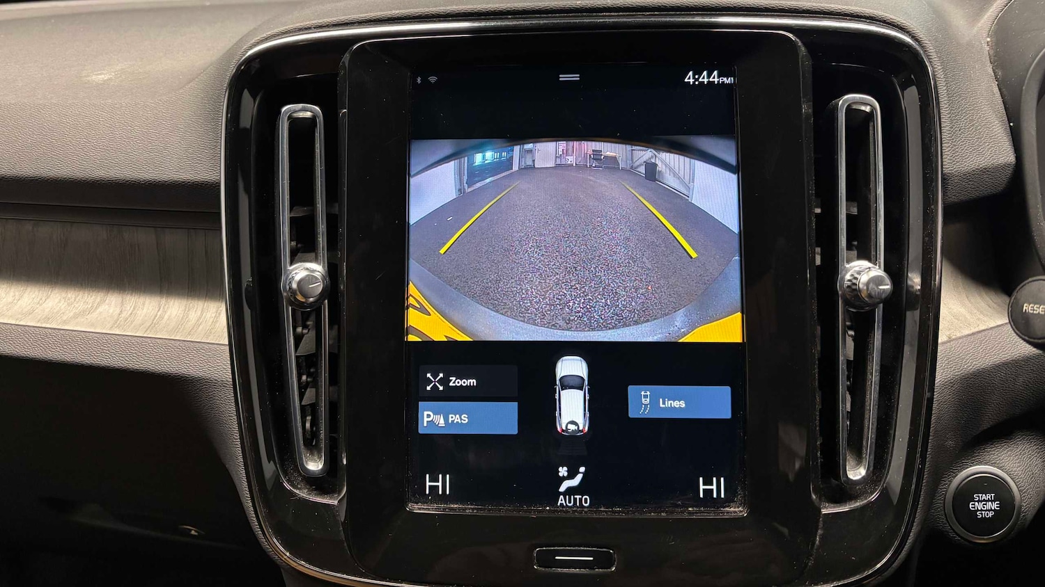 Used Volvo XC40 2020 for sale - 76916072: Photo 15