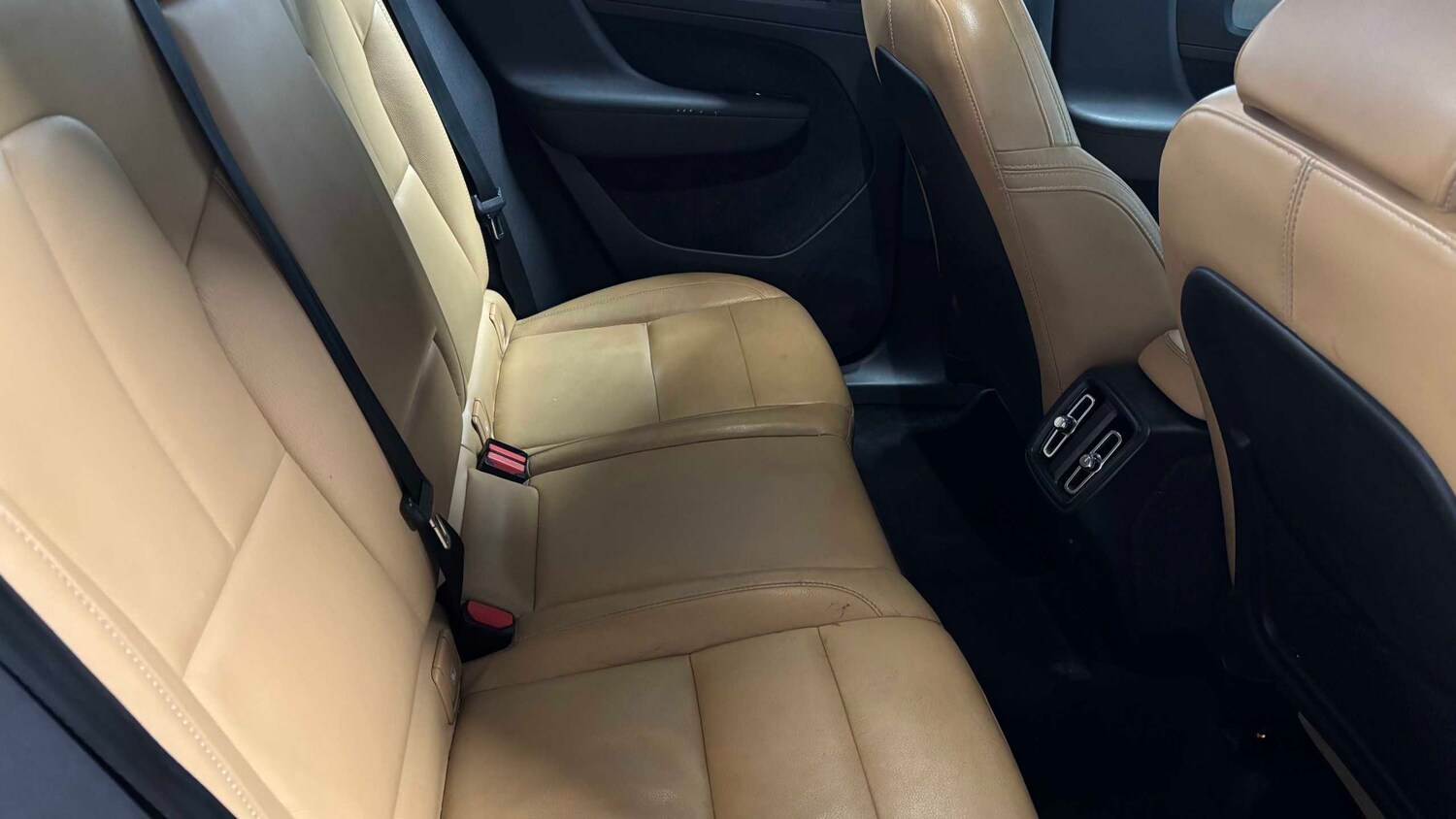 Used Volvo XC40 2020 for sale - 76916072: Photo 22