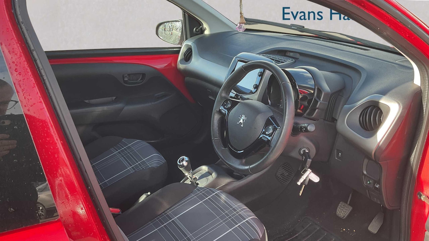 Used Peugeot 108 2016 for sale - 76390660: Photo 5