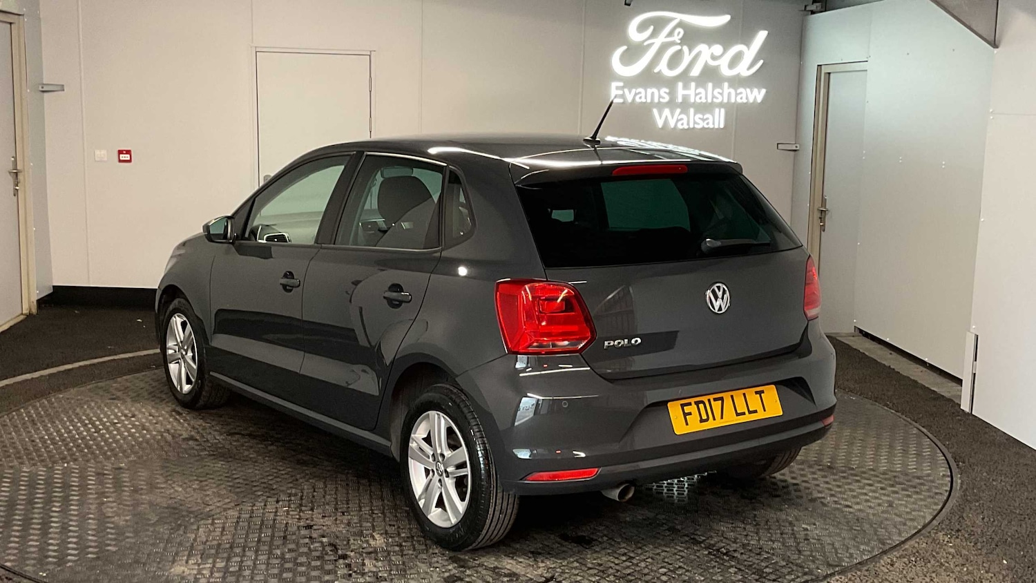 Used Volkswagen Polo 2017 for sale - 76329311: Photo 5