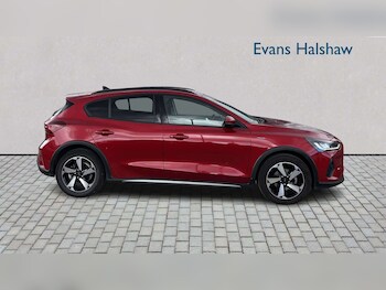 Used Ford Focus 2023 for sale - 78845239: Photo