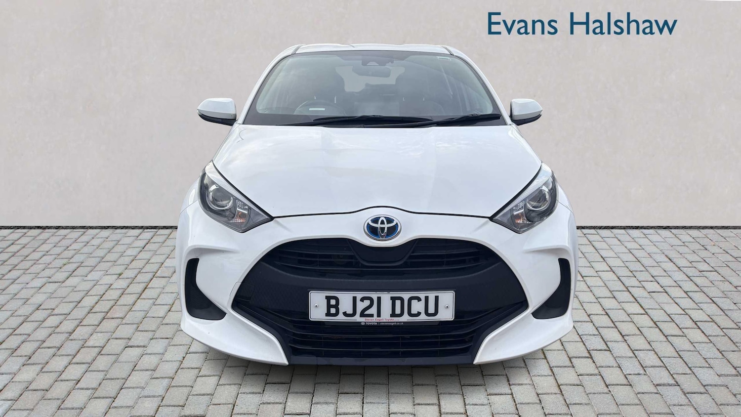 Used Toyota Yaris 2021 for sale - 76501934: Photo 4