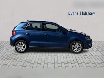 Used Volkswagen Polo 2015 for sale - 79702631: Photo