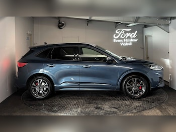 Used Ford Kuga 2023 for sale - 79227797: Photo