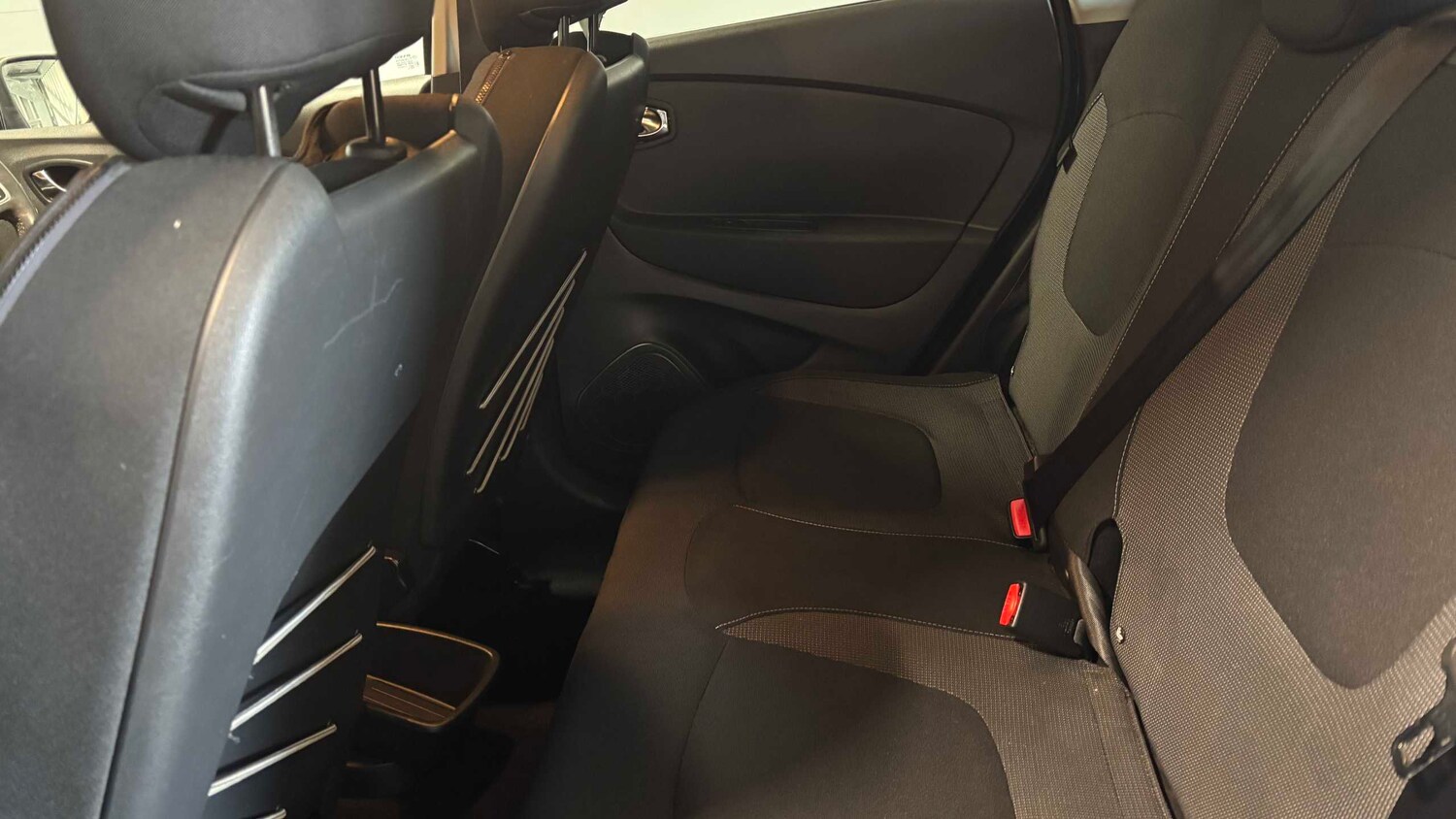 Used Renault Captur 2016 for sale - 77972596: Photo 25