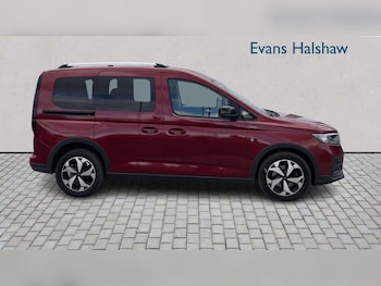 Used Ford Tourneo Connect 2023 for sale - 78937672: Photo