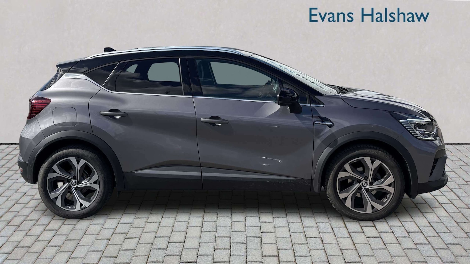 Used Renault Captur for sale - 78118696: Photo 3