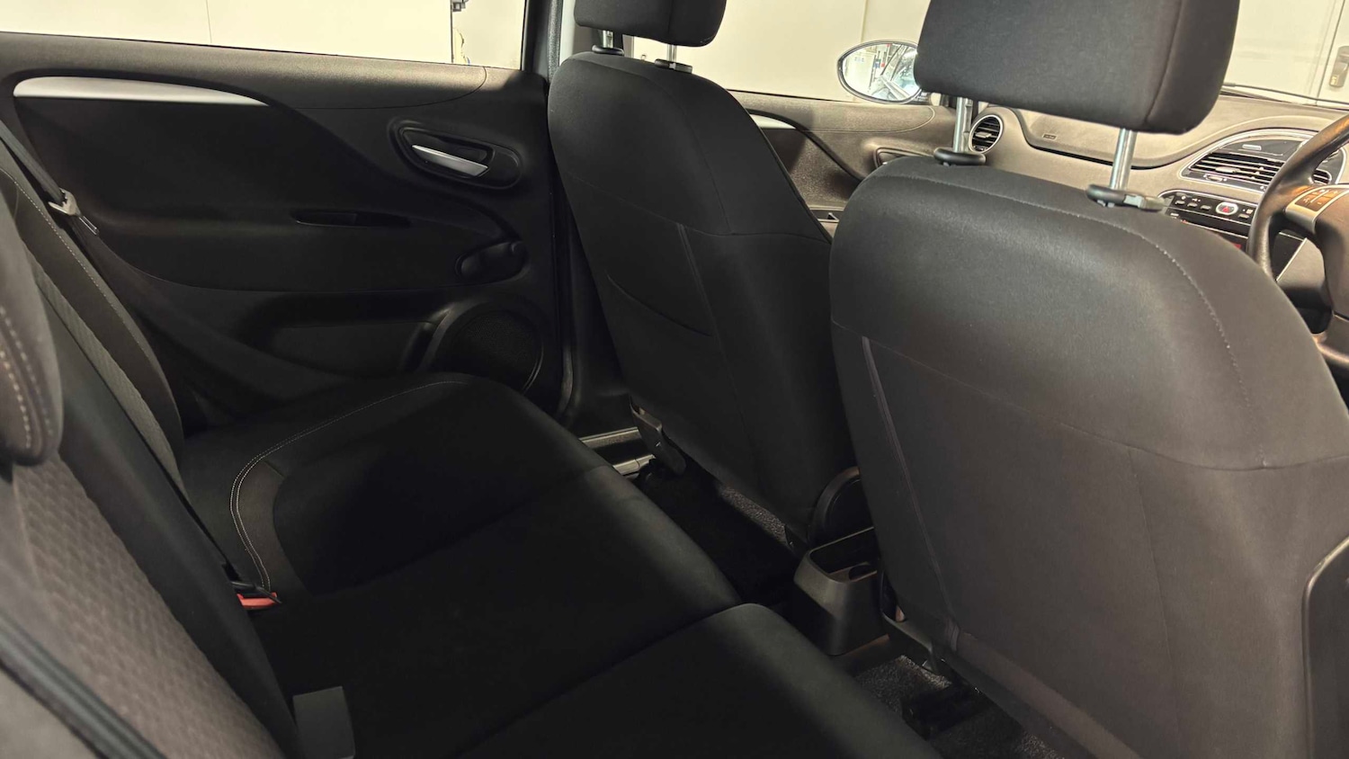 Used Fiat Punto 2017 for sale - 77711239: Photo 21