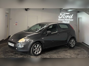 Used Fiat Punto 2017 for sale - 77711239: Photo