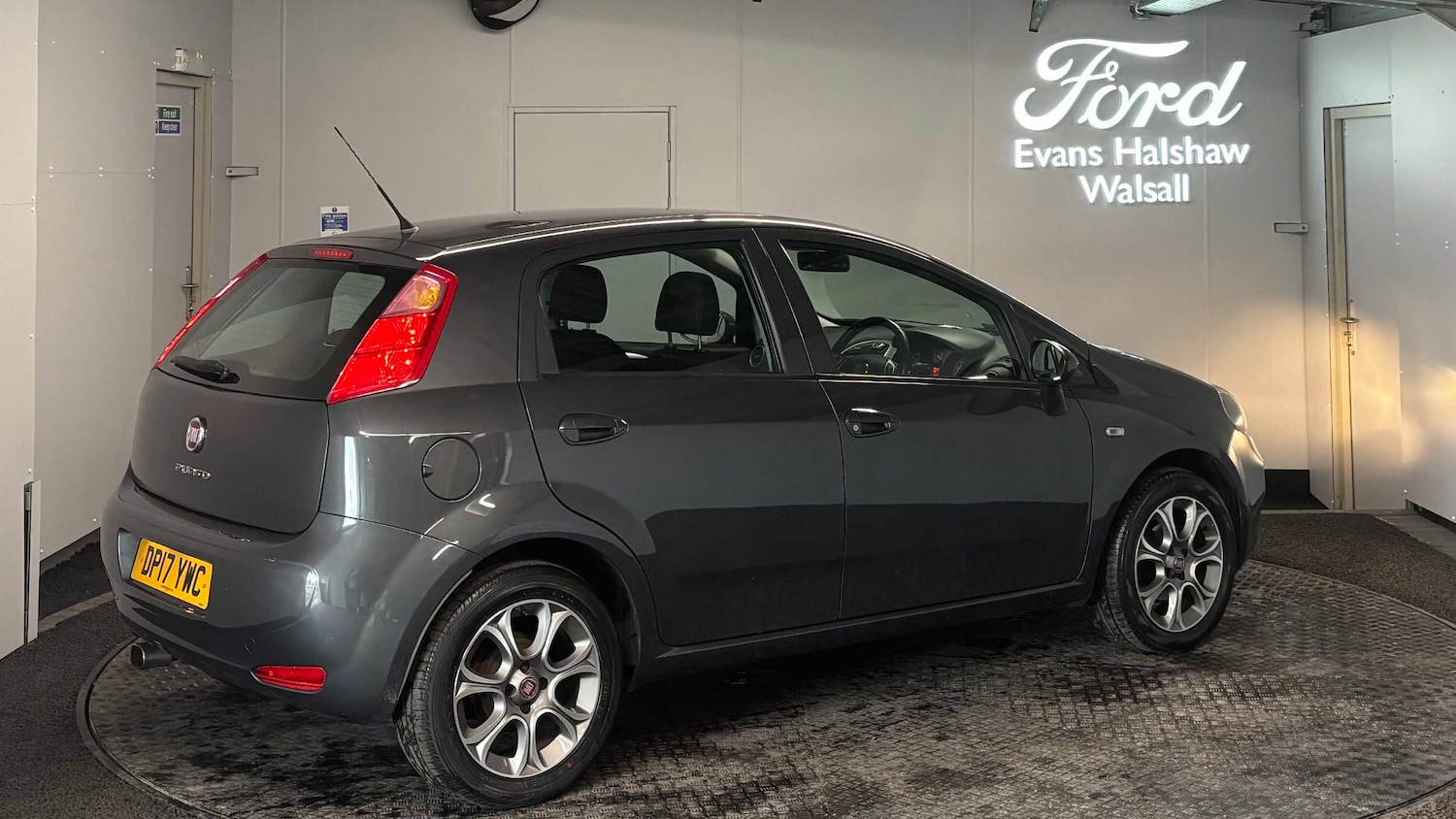 Used Fiat Punto 2017 for sale - 77711239: Photo 5