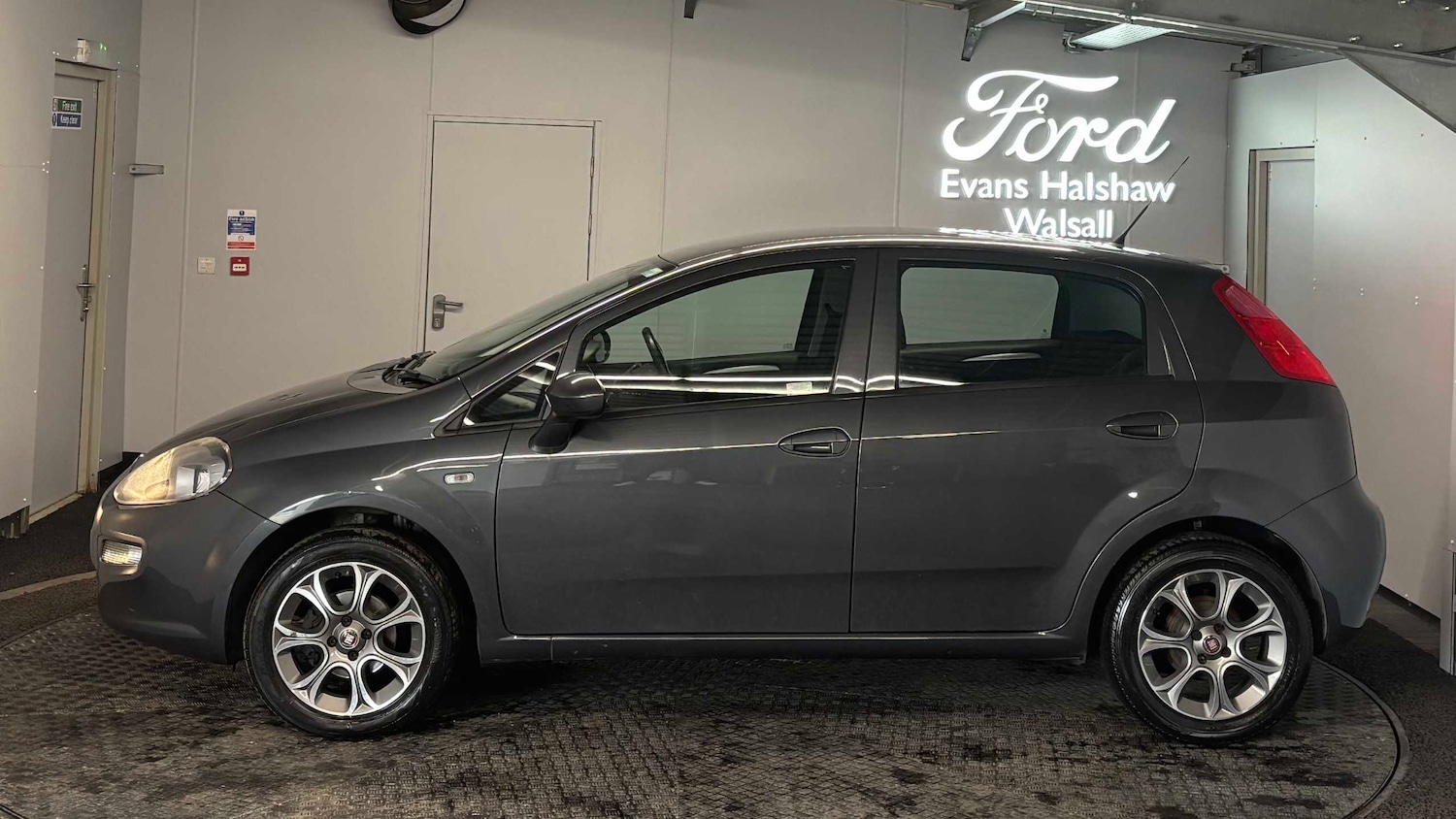 Used Fiat Punto 2017 for sale - 77711239: Photo 8
